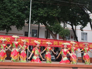 “壮族三月三”民族风情 文化活动之民族风情歌舞会