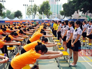 我校学前教育专业试点开展“现代学徒制”教学模式获多家媒体报道