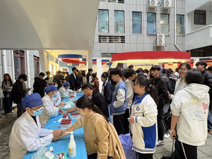 以健康为翼，赴升学之约——广西工商学校2026年职教高考体检工作纪实