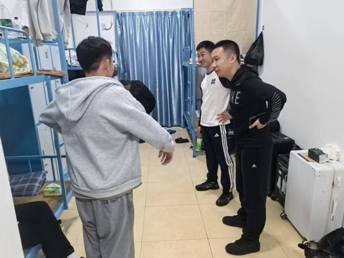 我校教师赴实习企业开展巡点慰问工作