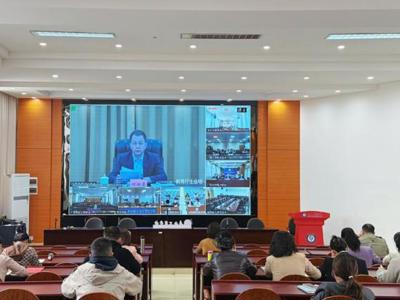 广西工商学校启动树立和践行正确政绩观学习教育